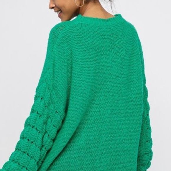 Emerald/kelly green sweater with detailed sleeves - Picture 2 of 5